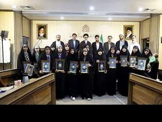 اختتامیه بیست‌ودومین جشنواره قرآن و عترت دانشگاه علوم و معارف قرآن کریم برگزار شد