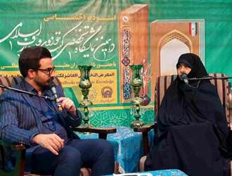طلاب مهارت‌های مطالعه و تندخوانی را در کنار رجوع به کتاب بیاموزند.